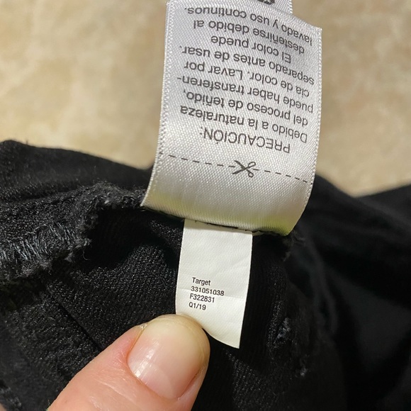 Wild Fable high rise black short shorts 12/31 - Picture 7 of 11